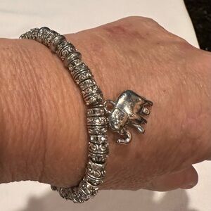 Beautiful Silver‎ Elephant Stretch Bracelet
